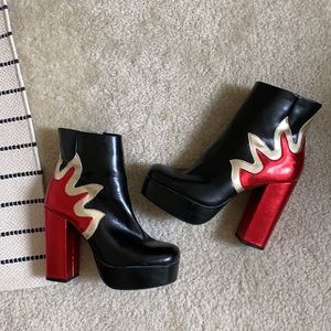 Retro Style fire boots